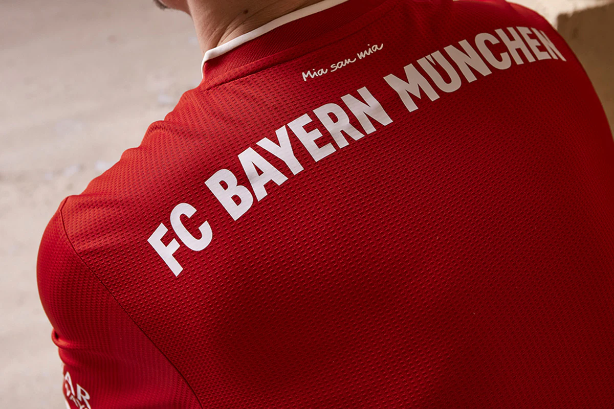 输给米兰后拉齐奥对主裁判不判罚点球不满，决定新闻沉默（负于米兰后，拉齐奥不满主裁未判点球，宣布媒体静默）