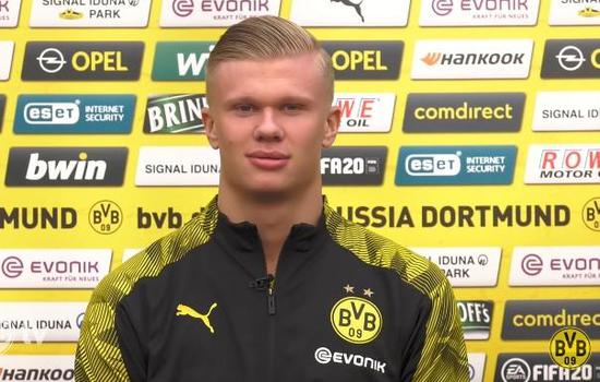 每体：由于拉什福德未来不确定，巴萨关注努萨、福法纳和马拉（每体：拉什福德前景未明，巴萨将目光投向努萨、福法纳与马拉）