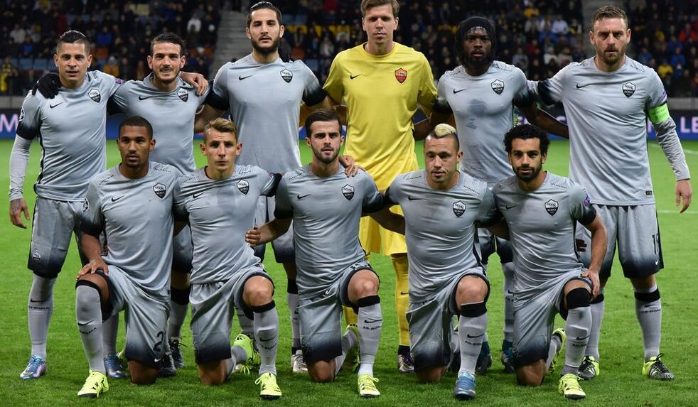 中投的神！西亚卡姆命中0.1秒准绝杀，步行者2分险胜公牛（0.1秒准绝杀！西亚卡姆中投发威，步行者2分险擒公牛）