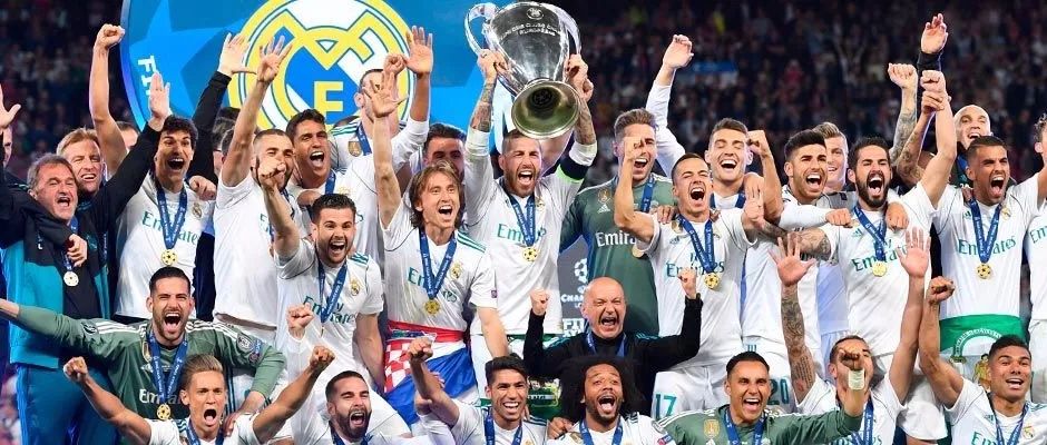 开始北伐！曼联在客场以4比1轻取狼队，3轮不败后升第6（北上征途开启！曼联客场4-1胜狼队，三轮不败升至第六）