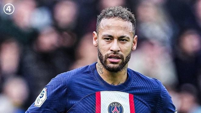 帽子戏法拯救球队！外媒：都柏林博物馆将只鹦鹉以帕洛特命名（戴帽救主！外媒：都柏林博物馆拟以帕洛特命名一只鹦鹉）