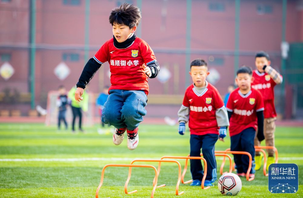 亚冠精英赛第五轮最佳球员候选：周定洋入选，林加德在列（亚冠精英赛第5轮最佳球员候选出炉：周定洋上榜，林加德入围）