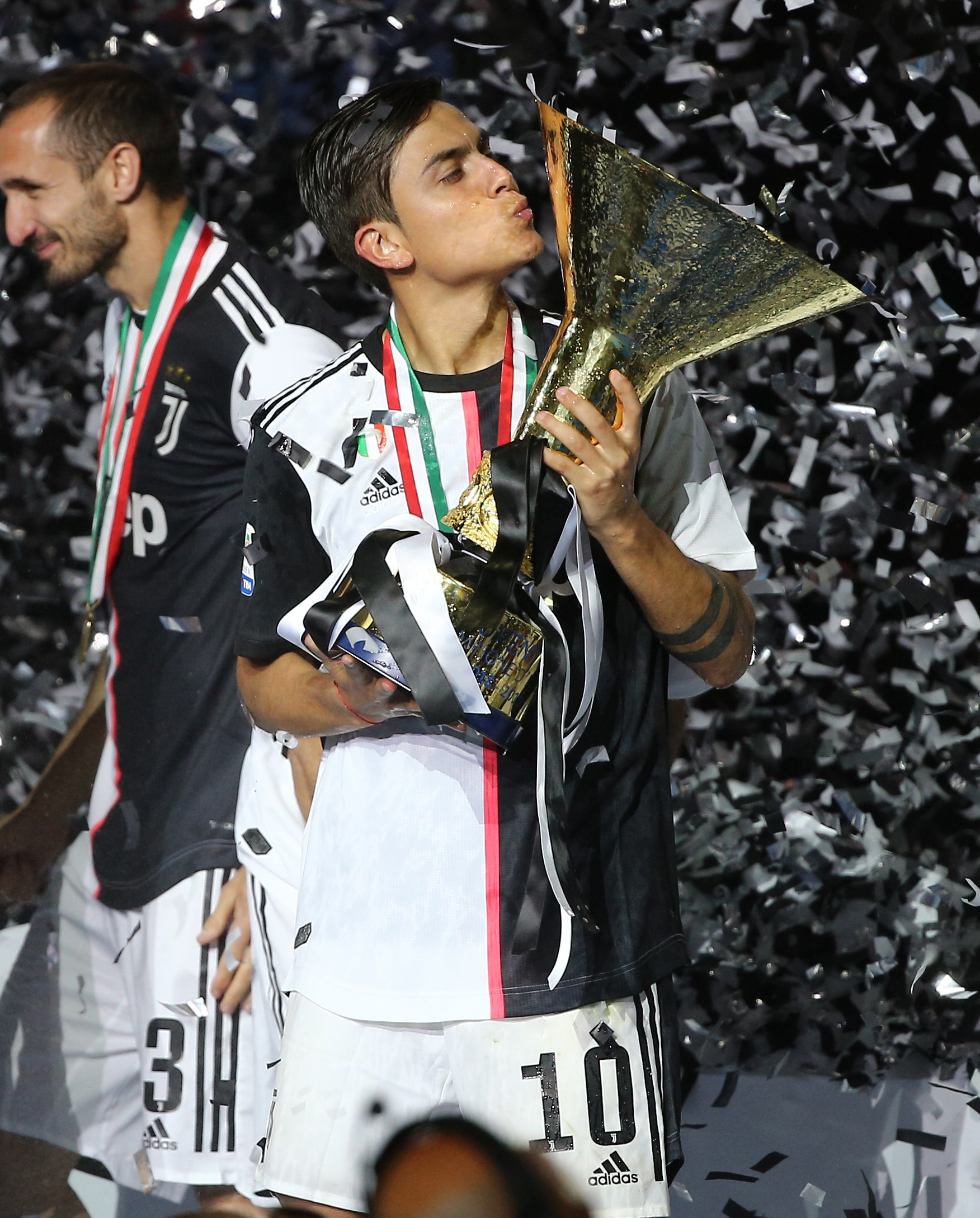 这下真是把足球踢成了艺术（当足球踢成艺术）