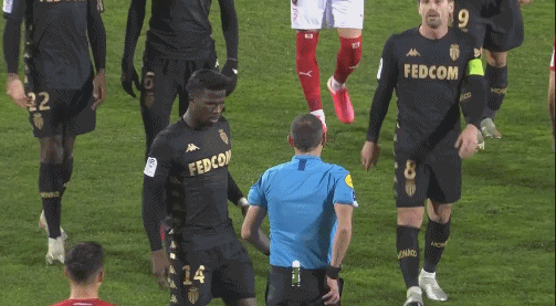 赫内斯直言：过高薪资让球员失去奋斗的核心动力