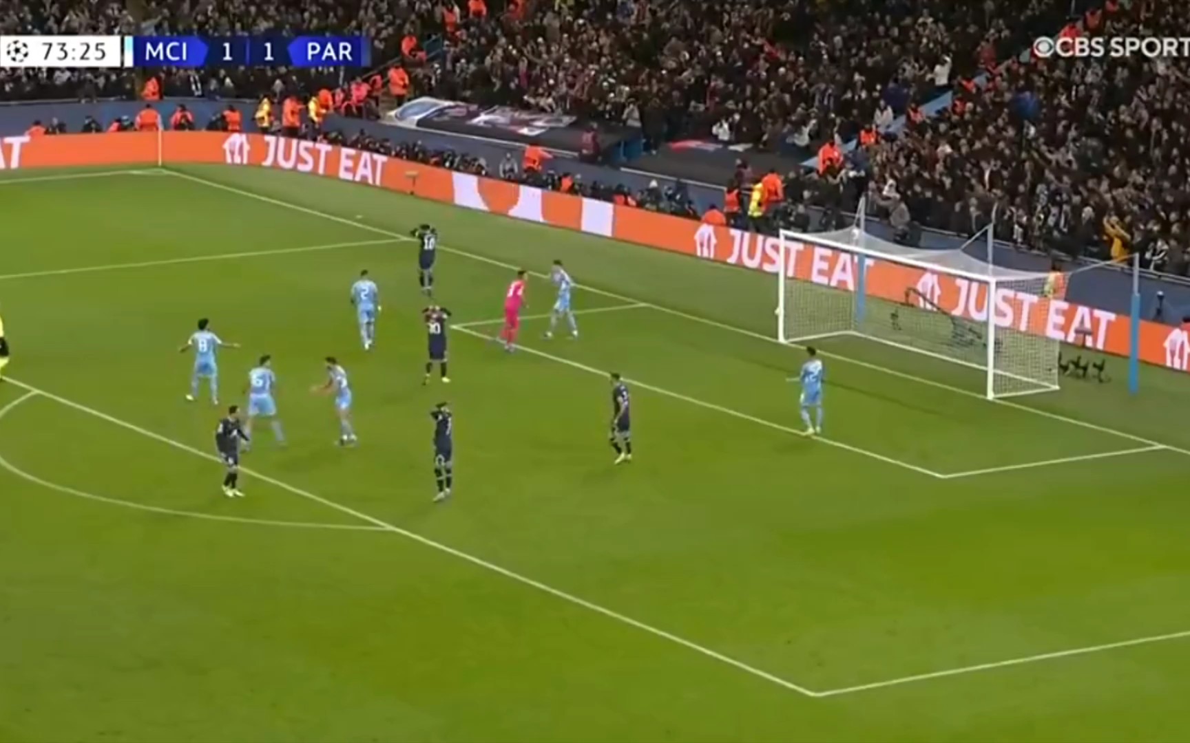 欧冠淘汰赛前瞻：拜仁客战巴黎,（欧冠淘汰赛前瞻：拜仁客场挑战巴黎）