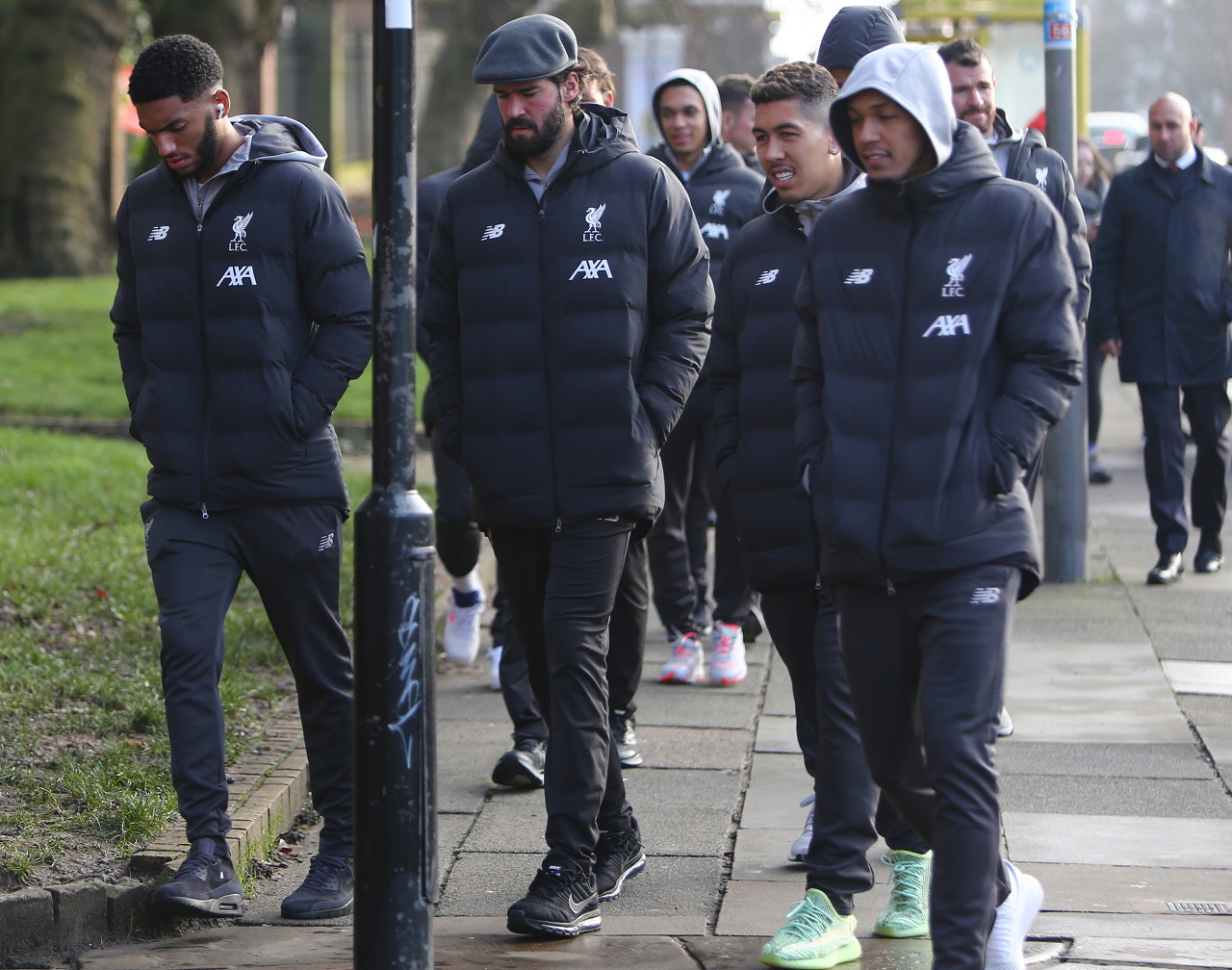 每体否认马斯坦托诺离队传闻：他1月绝不会离开皇马（每体辟谣马斯坦托诺离队传闻：他今冬一月不会离开皇马）