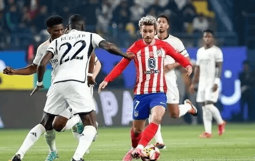 目前半场结束，马刺与鹈鹕双方合砍134分。