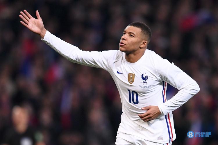 曼奇尼谈带伤比赛：除非把我腿弄断，否则别想让我离场（曼奇尼谈带伤出战：除非打断我的腿，否则我绝不下场）